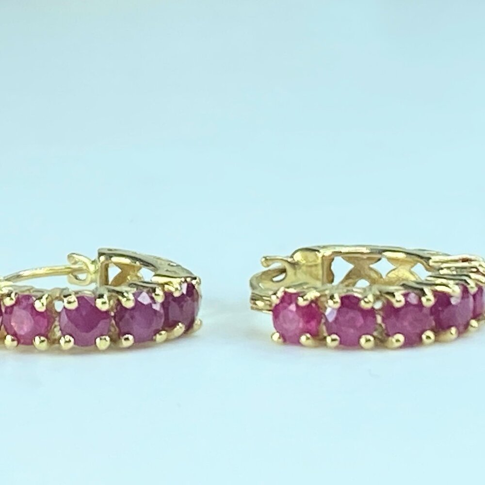 14K yellow gold 1.32ct Round Ruby hoop earrings JR491